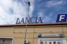 Realizzazione Insegne Pubblicitarie Luminose e Non a Bari