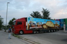 Decorazione e Personalizzazione Grafica Camion e Rimorchi a Bari
